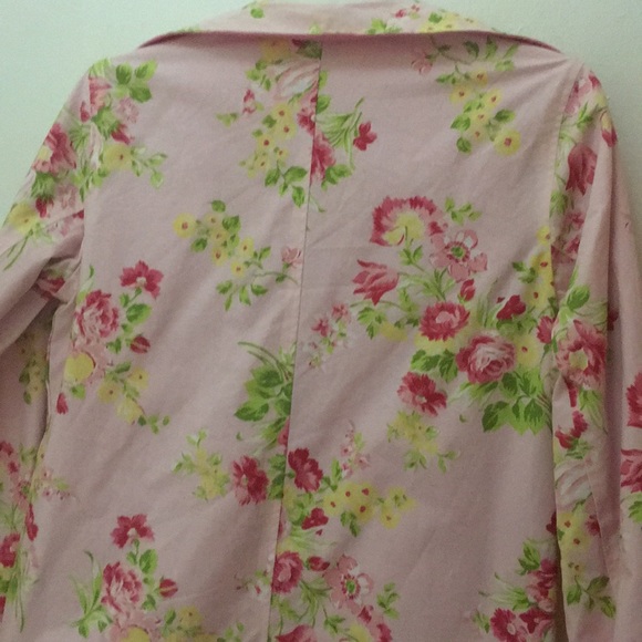 Pink coat that reminds you of gardening - Picture 7 of 7